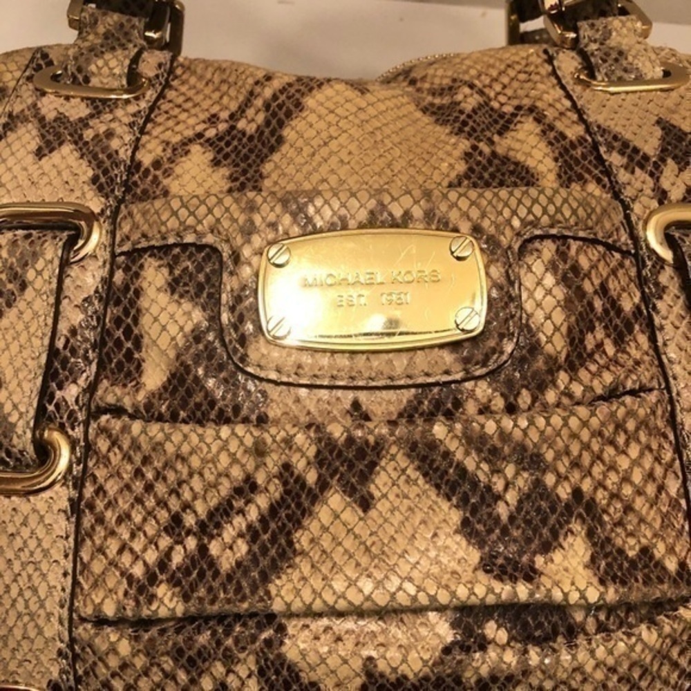 Michael kors snakeskin python embossed leather bag - image 16